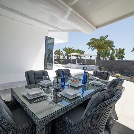 Odyssey With Private Heated Pool In Villa