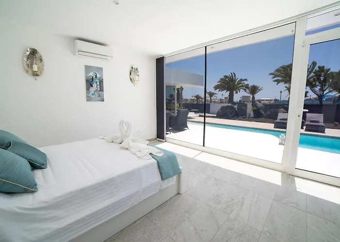 Villa Odyssey With Private Heated Pool In *